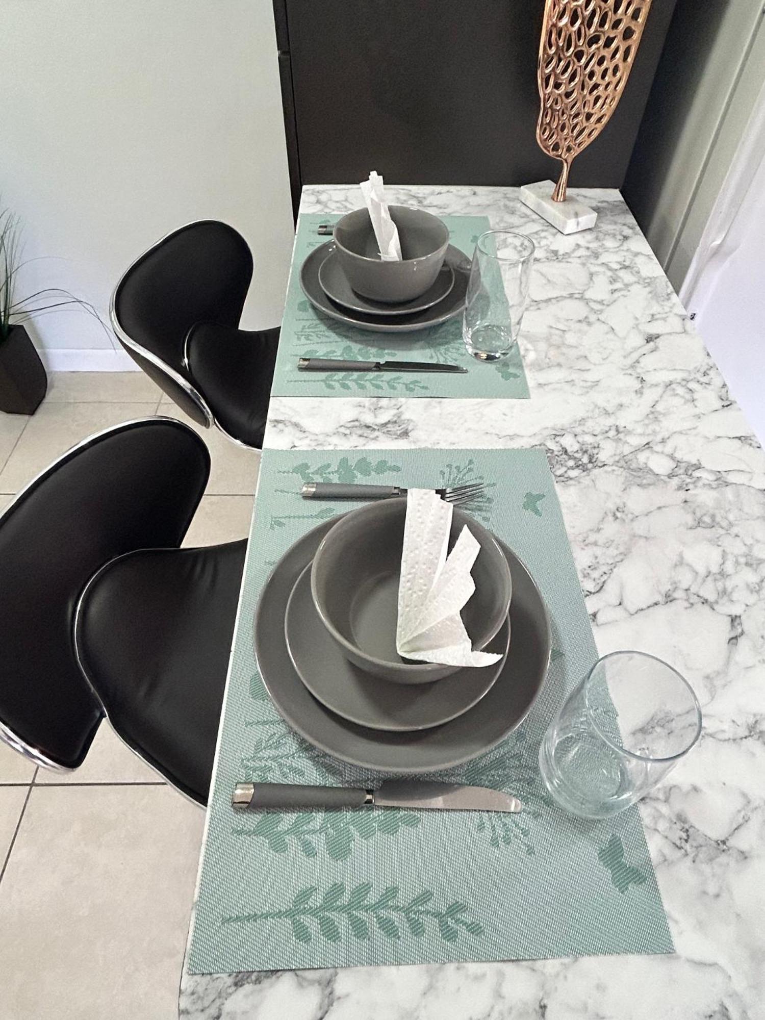 Apartment In Hollywood Close To Shops & Beach 110 מראה חיצוני תמונה